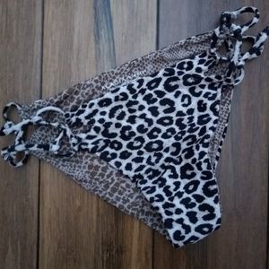 ACACIA Snow Leopard Bottoms